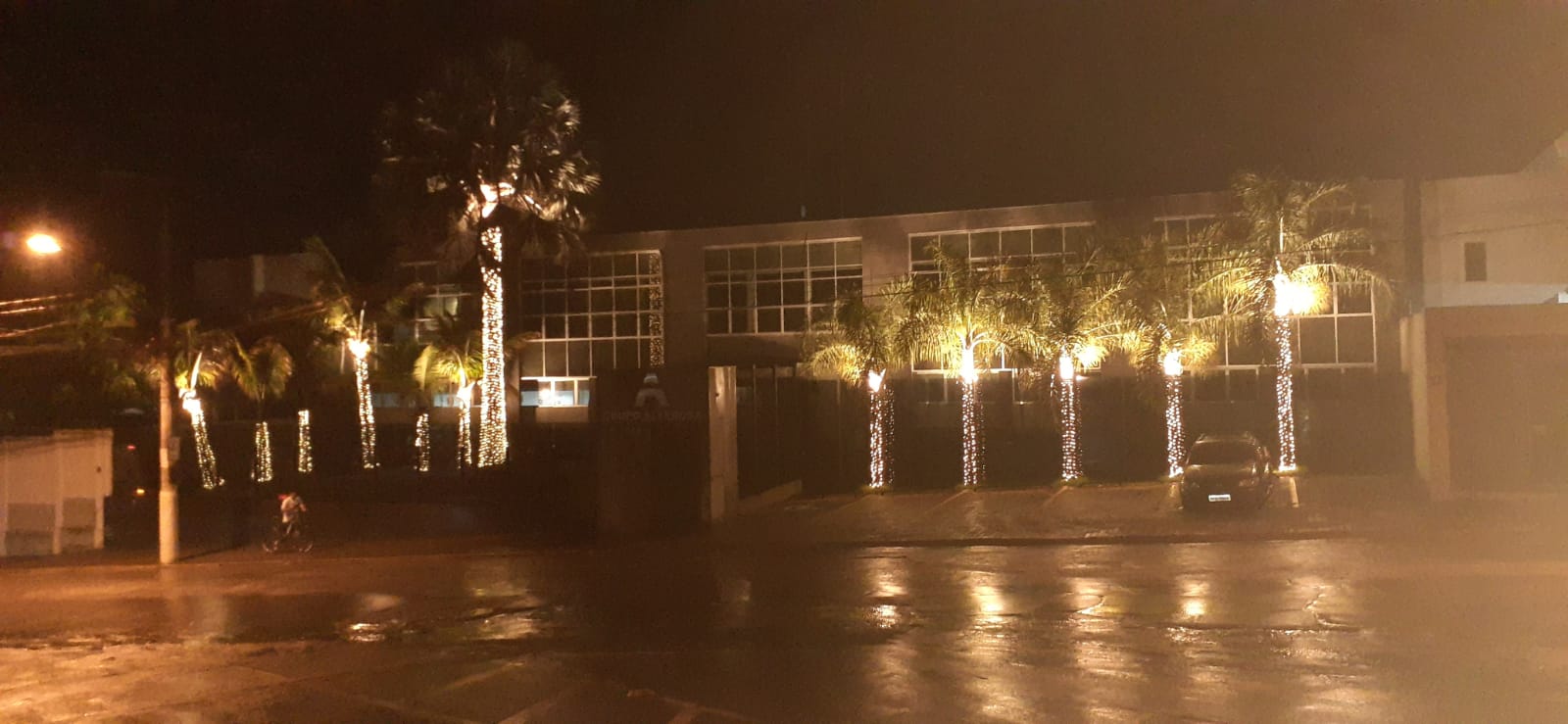 Iluminação natalina da Câmara Municipal será inaugurada nesta quarta-feira  (30) - Portal Pebinha de Açúcar - 16 anos